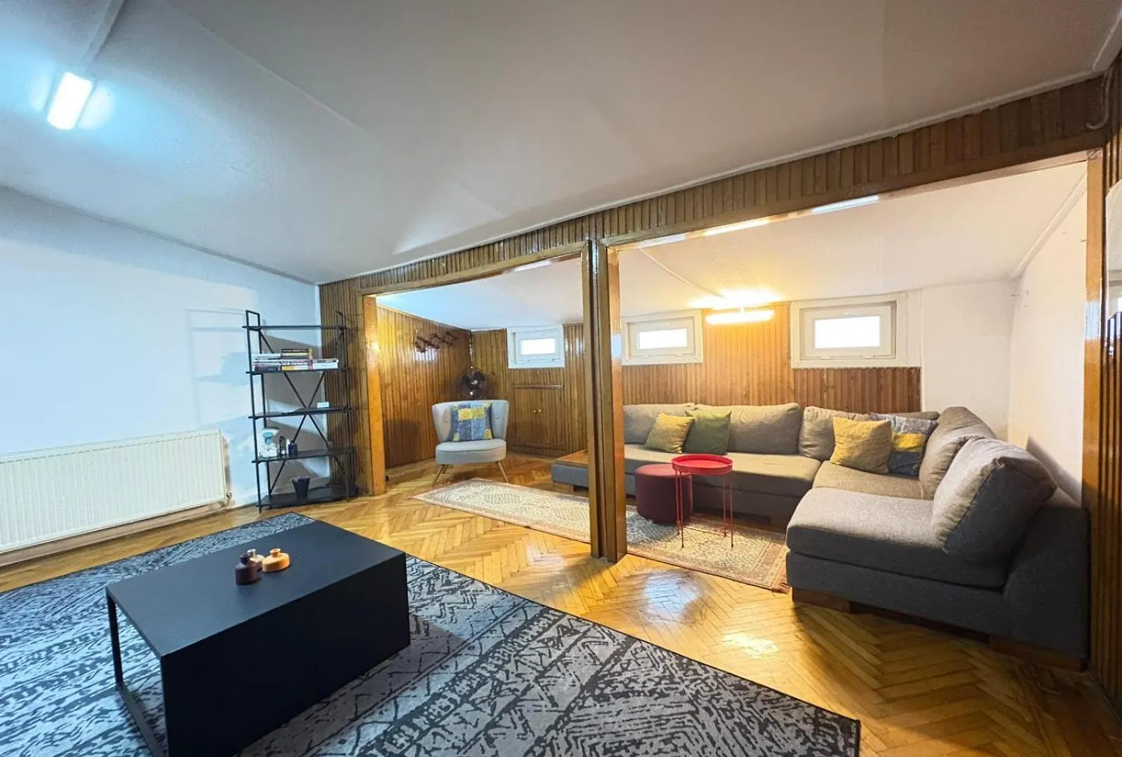 이스탄불 Bohemian Flat, 2Br, In Taksim Square, Beyoglu 아파트